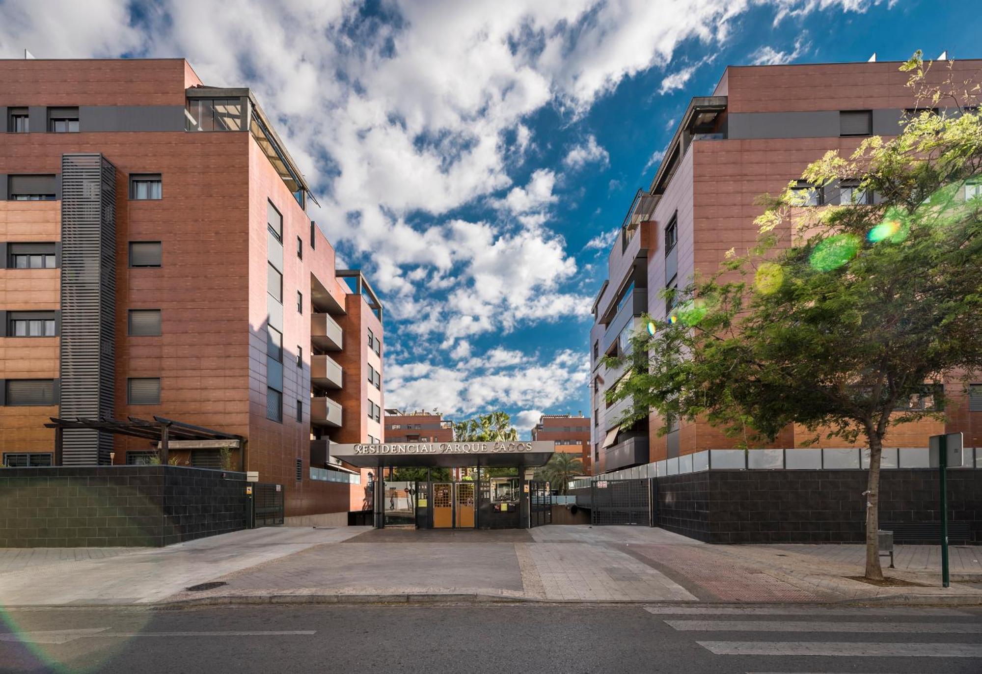 Enjoygranada Emir 4C + Parking Apartman Kültér fotó